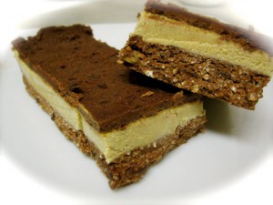 Chaga Apricot Nanaimo Bar *raw vegan,organic & sugar-free*